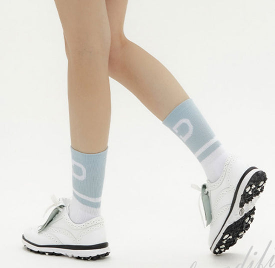 Color-blocked mid-calf socks