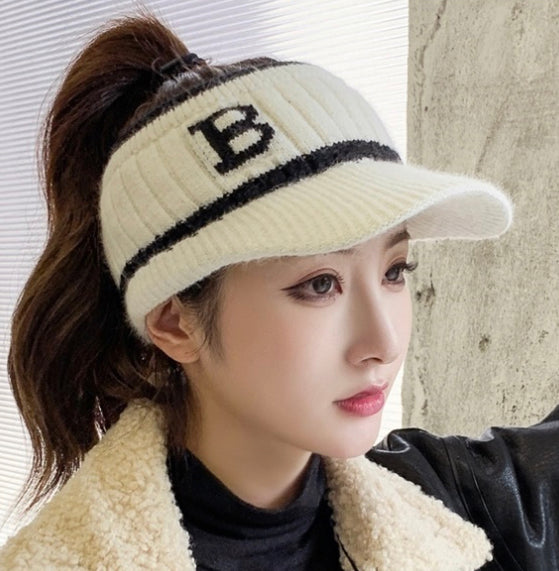 Golf B-Logo Knit Cap