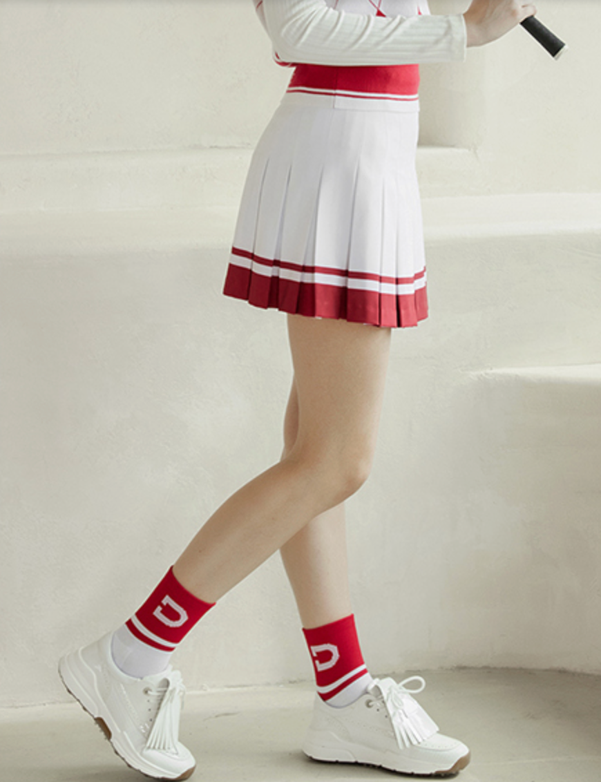 Color-blocked mid-calf socks
