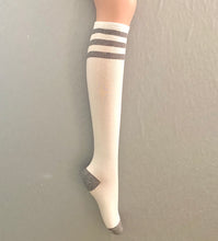 이미지를 갤러리 뷰어에 로드 , Golf Three-Striped Color Knee-high Socks ( 8 Color-Cobalt color added)
